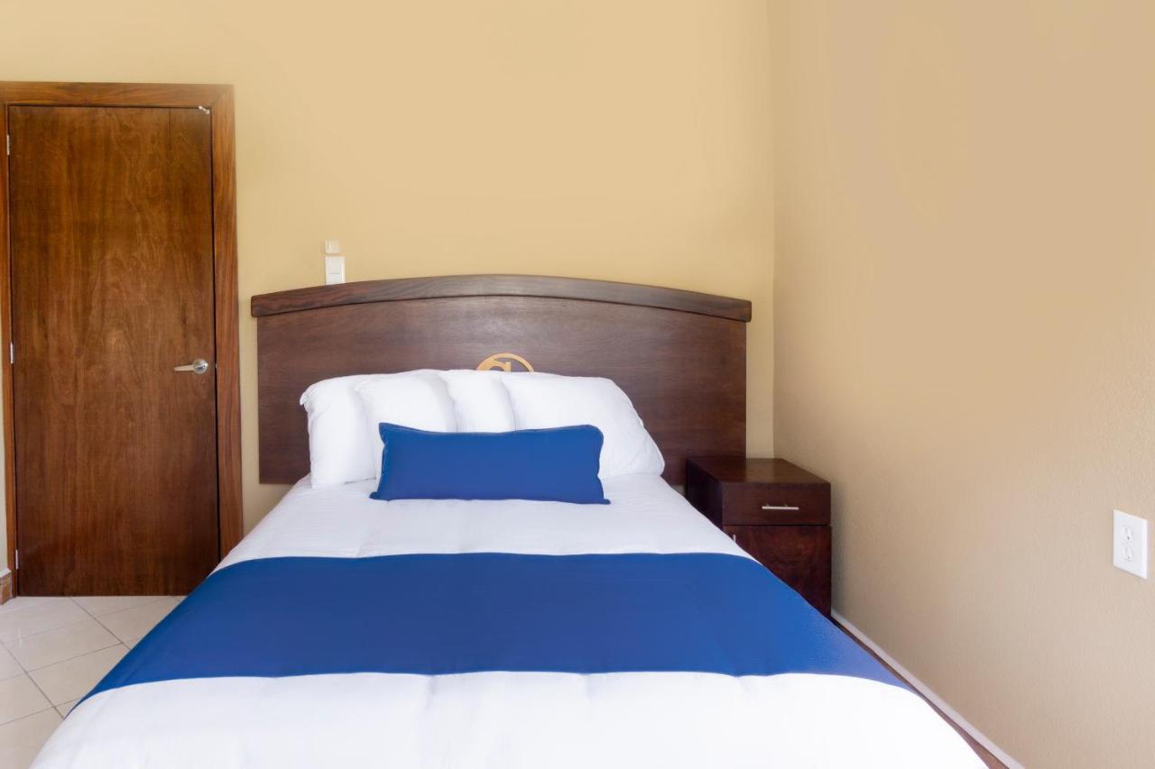 Grand View Suites Manzanillo Eksteriør billede