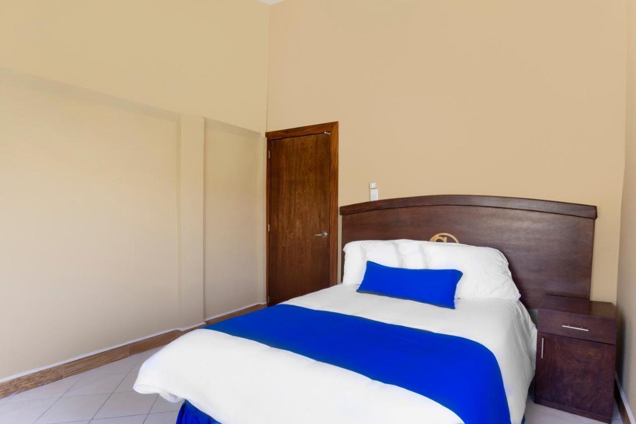 Grand View Suites Manzanillo Eksteriør billede